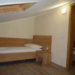 招待所 格尔吉克住宿加早餐旅馆 3*